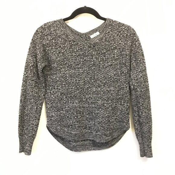 Dex Salt and Pepper Cozy Fringed Sweater - Picture 3 of 15